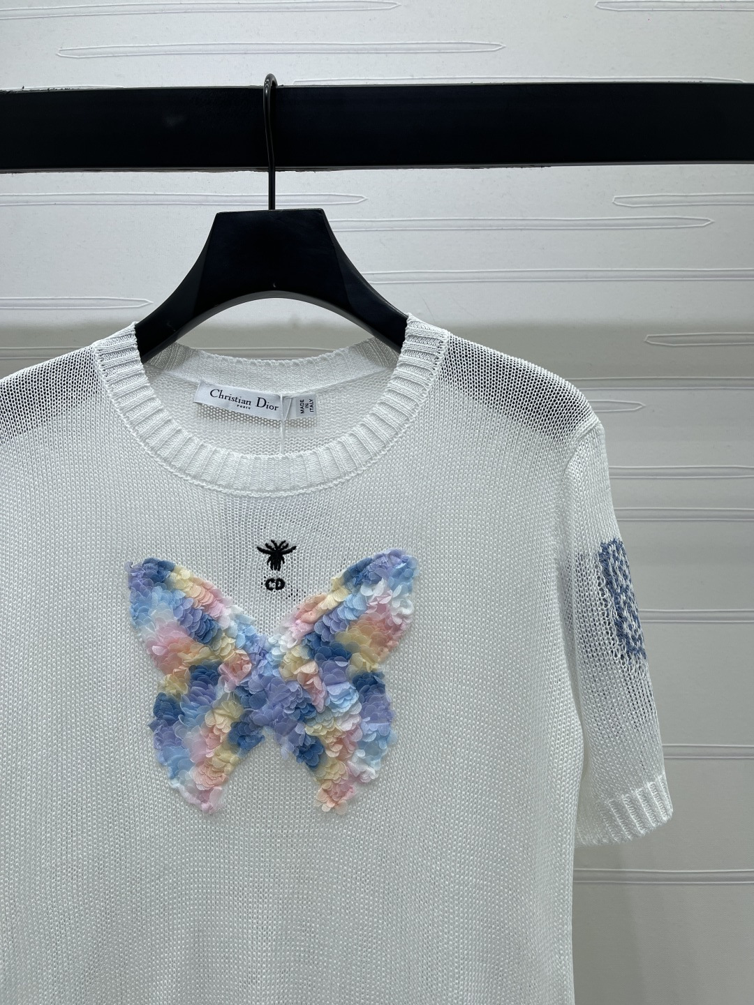 Women's short sleeves